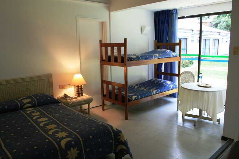 Hotel Guadaira Resort Мельгар Экстерьер фото