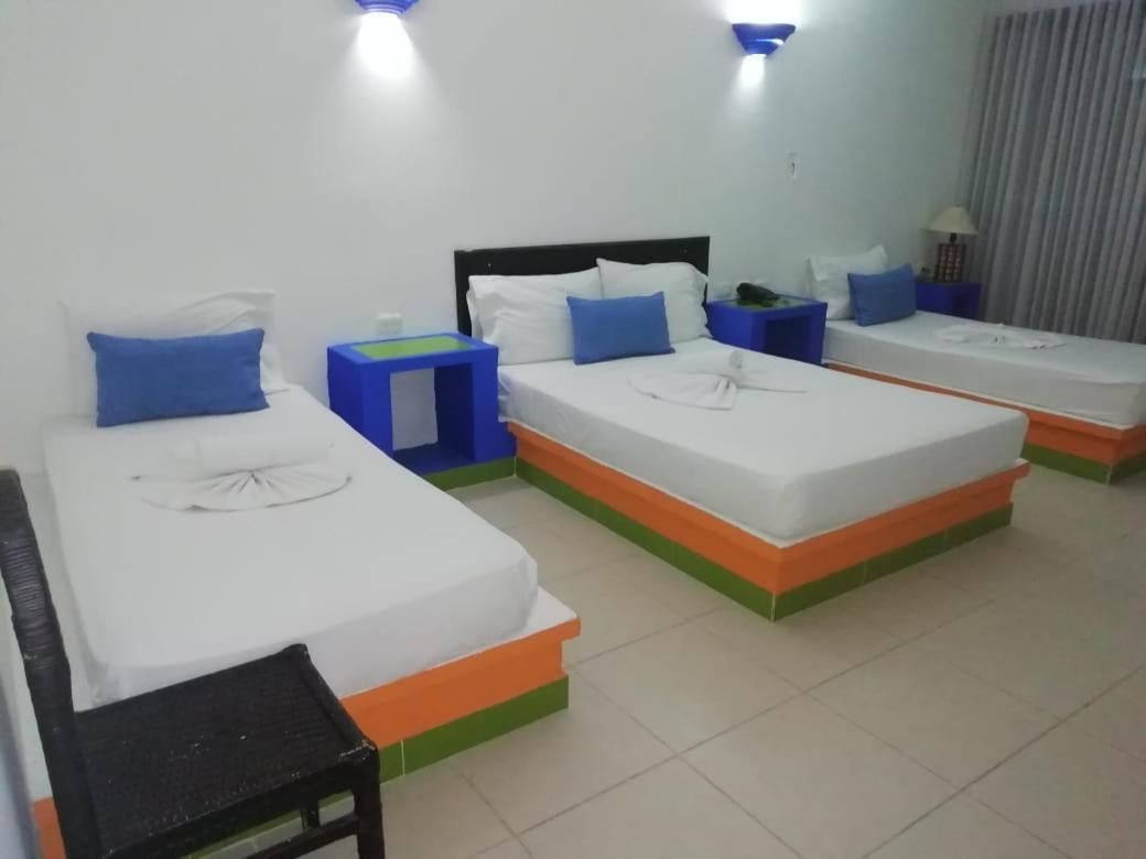 Hotel Guadaira Resort Мельгар Экстерьер фото